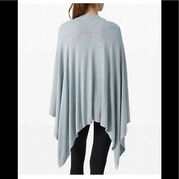 NWT Lululemon Open Mind Wrap Ocean Air Pale Blue One Size - Picture 9 of 16